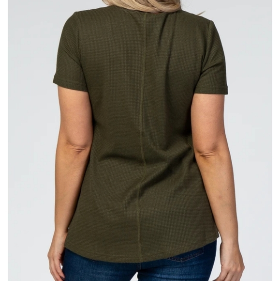 Pinkblush Maternity top - Picture 2 of 3